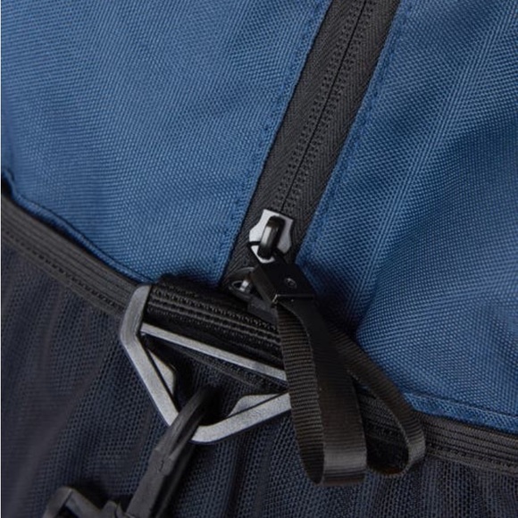 Barbour Arwin canvas bag - Picture 6 of 16